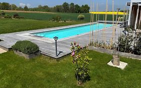 B&B Les Autres Sens